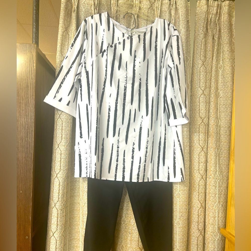 🛍️ Nbn ladies 2x white black top with black pants set new